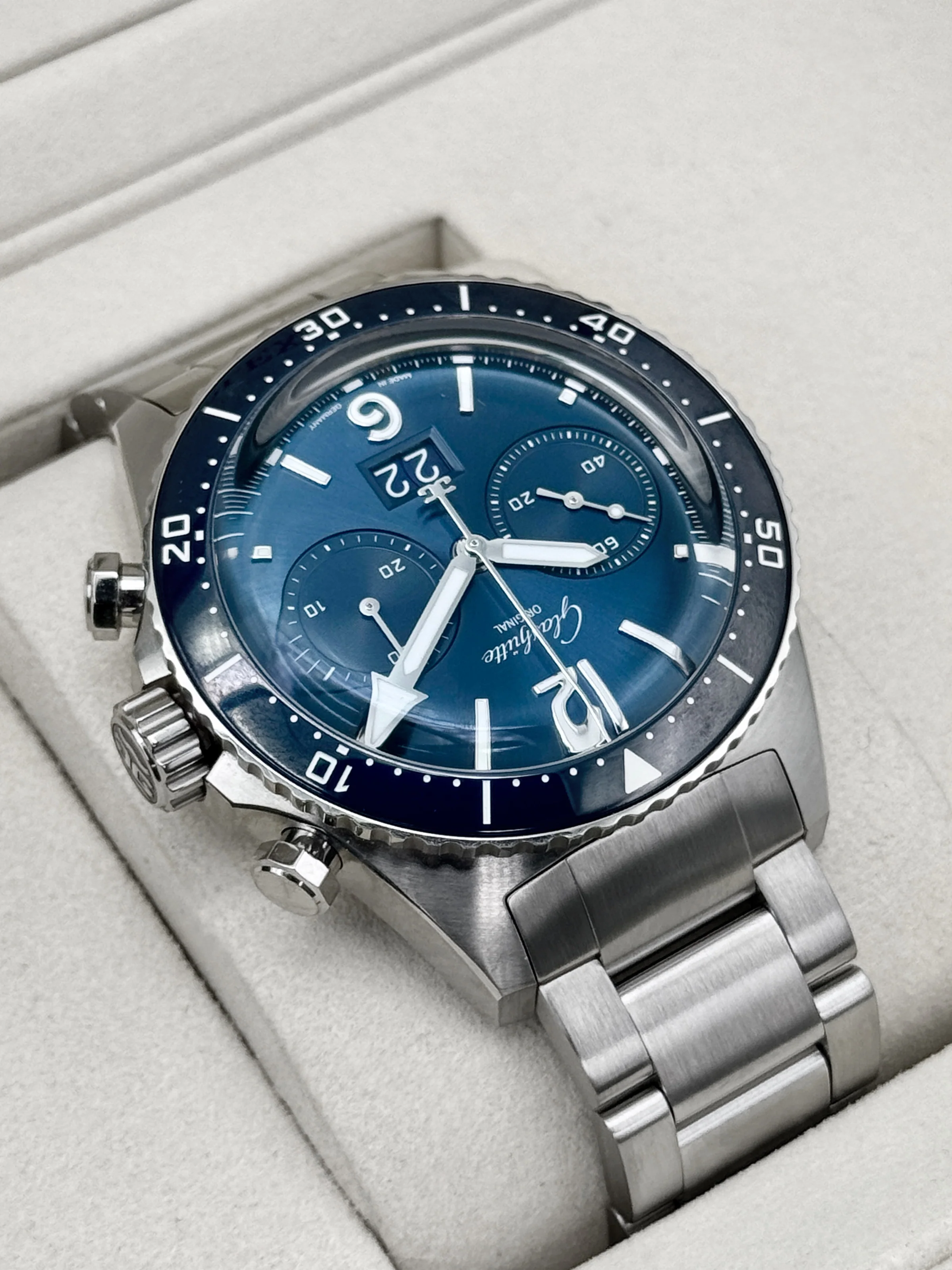 Thumbnail 8